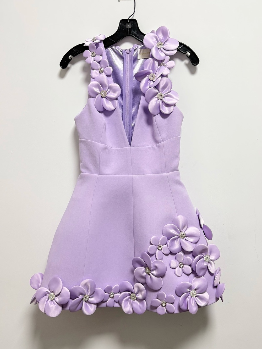 Bronx Banco Lilac Estelle Floral Applique Embellished Plunge Mini Dress NWOT - Picture 3 of 3